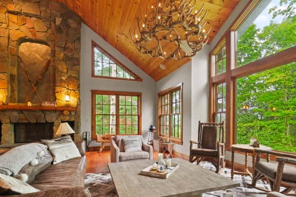The South Peak Cabin - Image 1