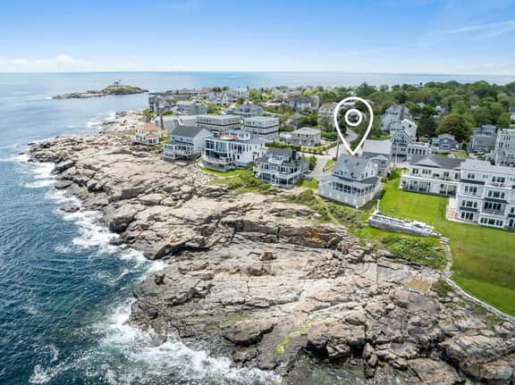 The Nubble Cottage - Image 2